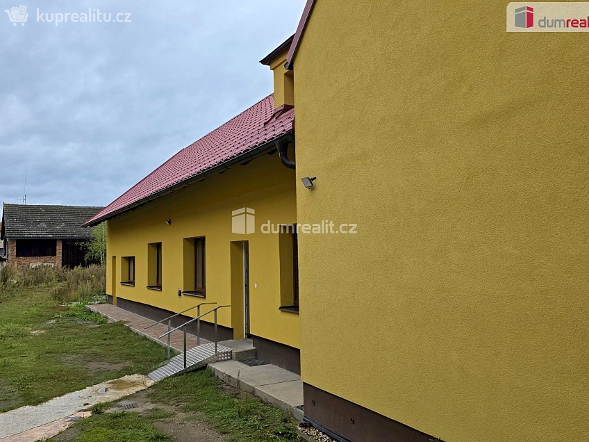 Pronájem bytu 2+kk 58 m^2 Záryby, Záryby 