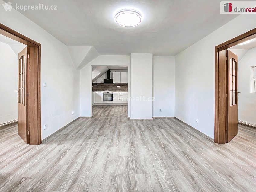 Pronájem bytu 2+kk 58 m^2 Záryby, Záryby 
