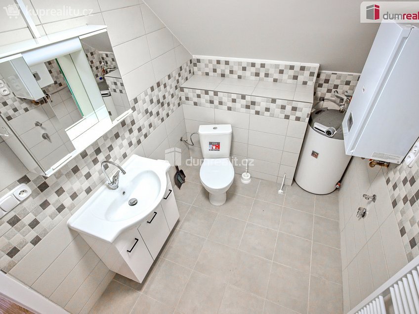 Pronájem bytu 2+kk 58 m^2 Záryby, Záryby 