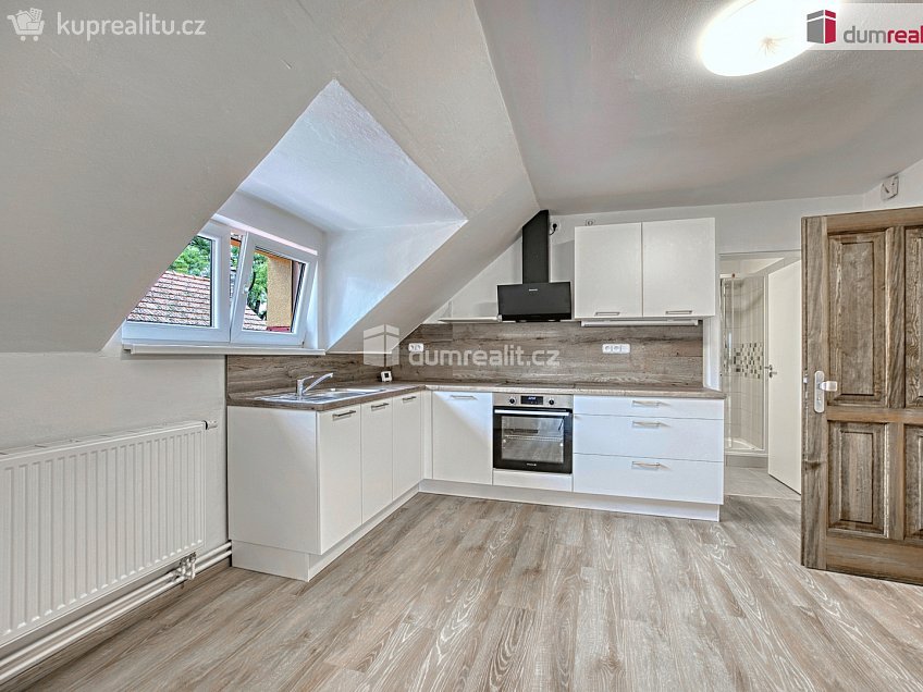 Pronájem bytu 2+kk 58 m^2 Záryby, Záryby 