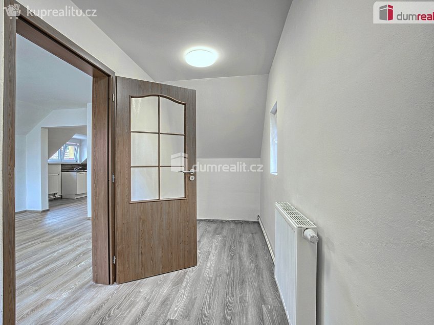 Pronájem bytu 2+kk 58 m^2 Záryby, Záryby 