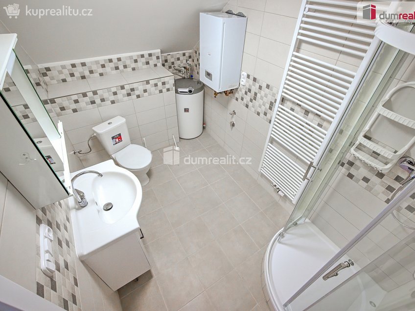 Pronájem bytu 2+kk 58 m^2 Záryby, Záryby 