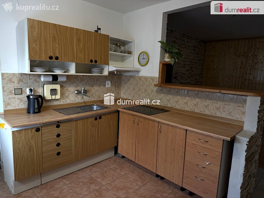 Prodej  rodinného domu 260 m^2 Trojanovice, Trojanovice 