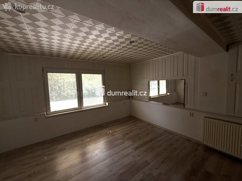 Prodej  rodinného domu 260 m^2 Trojanovice, Trojanovice 