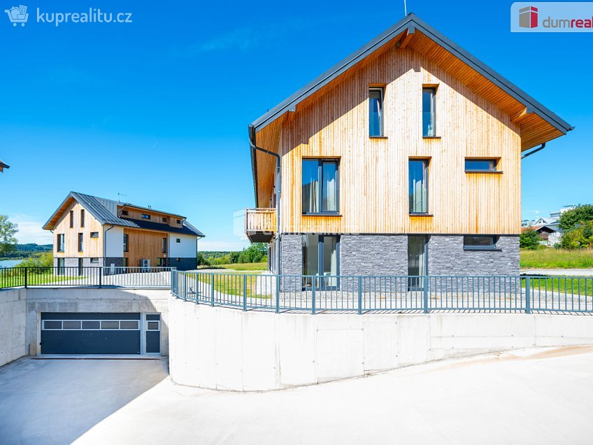 Prodej bytu 3+kk 52 m^2 Černá v Pošumaví, Černá v Pošumaví 