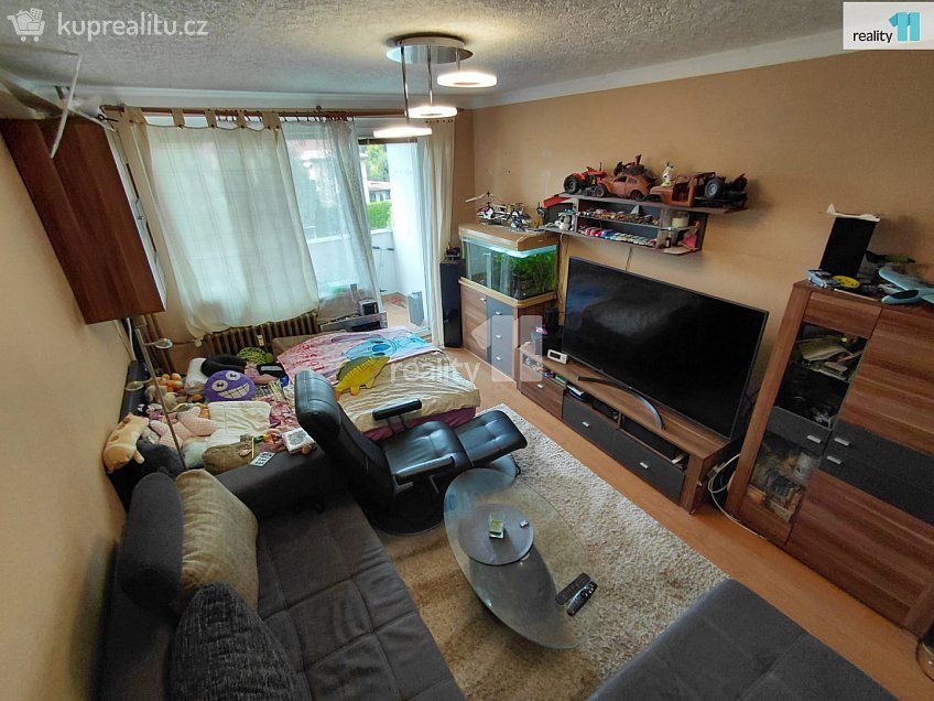 Prodej bytu 2+1 64 m^2 Šeříková, Cheb 