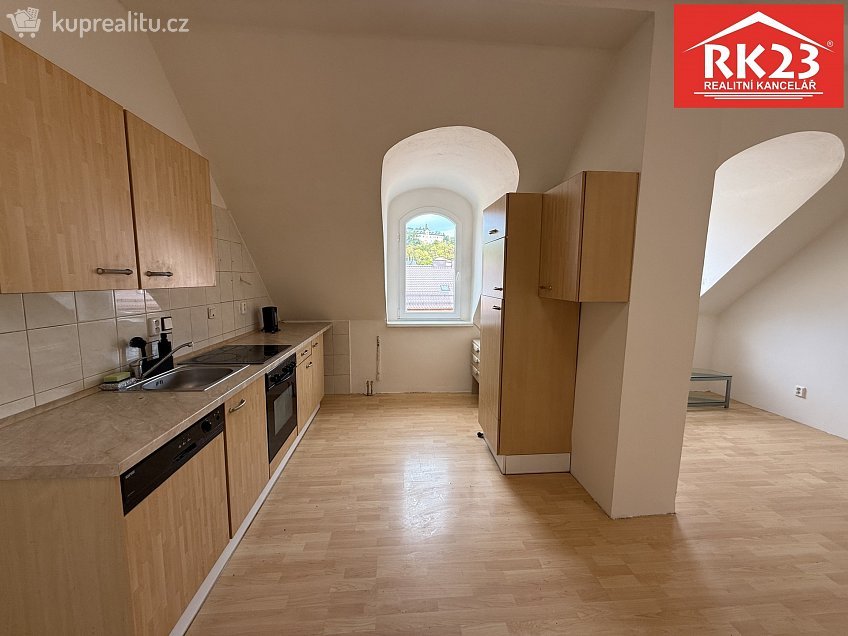 Pronájem bytu 1+kk 34 m^2 Chebská 399, Mariánské Lázně 