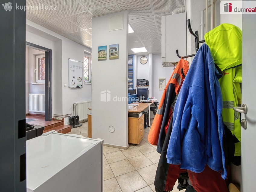 Prodej  rodinného domu 211 m^2 Mělnická, Libiš 