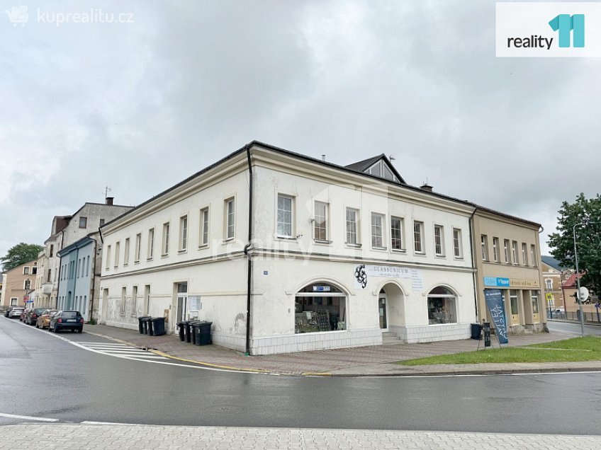 Pronájem bytu 2+kk 53 m^2 náměstí T. G. Masaryka, Smržovka 