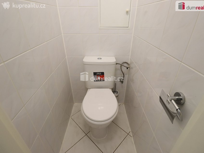Pronájem bytu 2+1 62 m^2 Konečná, Karlovy Vary 