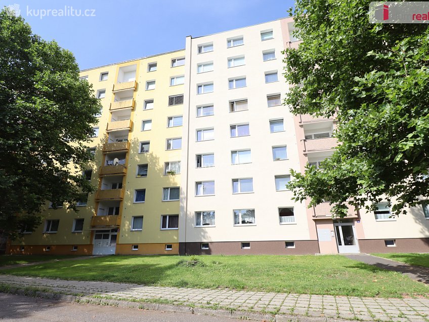Pronájem bytu 2+1 62 m^2 Konečná, Karlovy Vary 