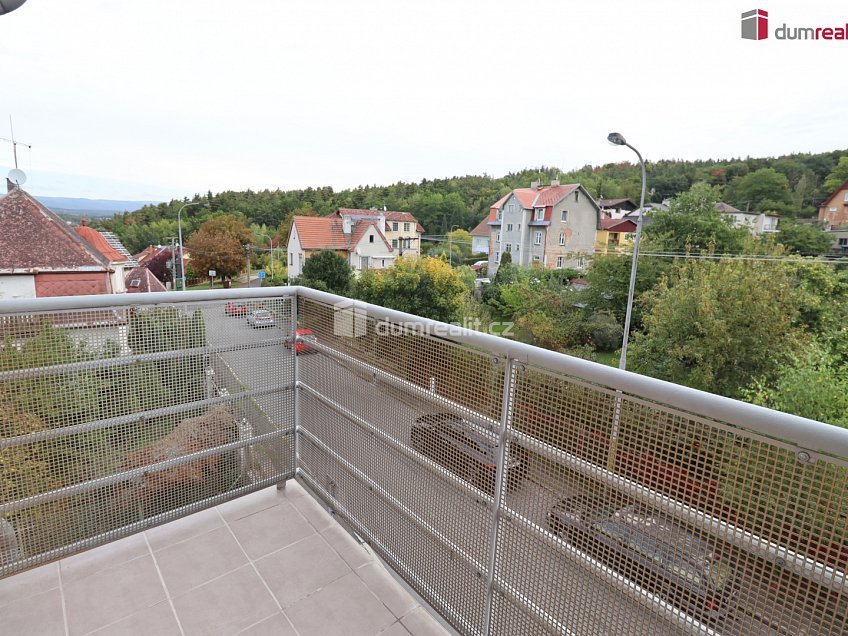 Pronájem bytu 3+1 89 m^2 Terezínská, Karlovy Vary 