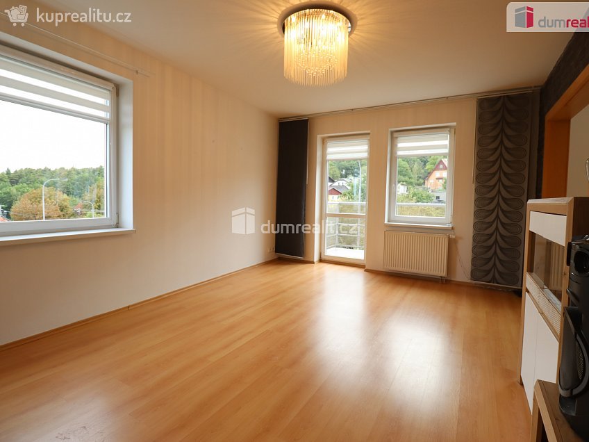 Pronájem bytu 3+1 89 m^2 Terezínská, Karlovy Vary 