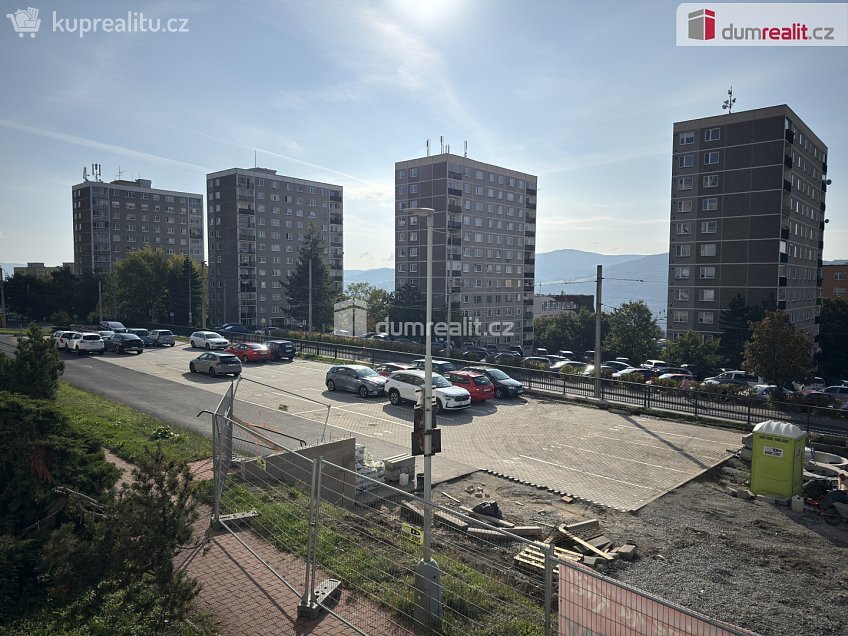 Pronájem bytu 2+kk 40 m^2 Ježkova, Ústí nad Labem 