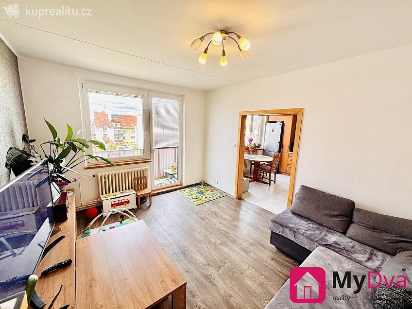 Prodej bytu 3+1 70 m^2 U Lesíka 3539, Znojmo 