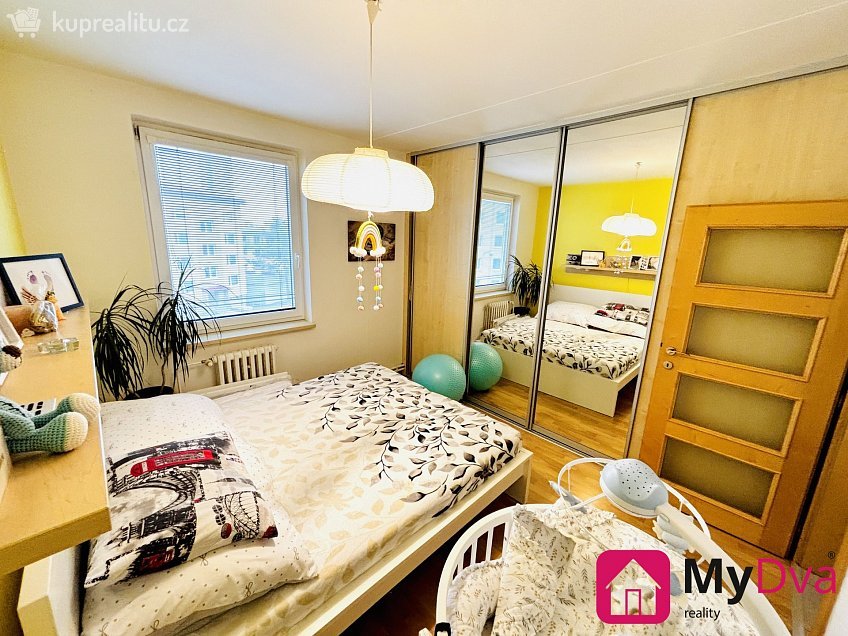 Prodej bytu 3+1 70 m^2 U Lesíka 3539, Znojmo 