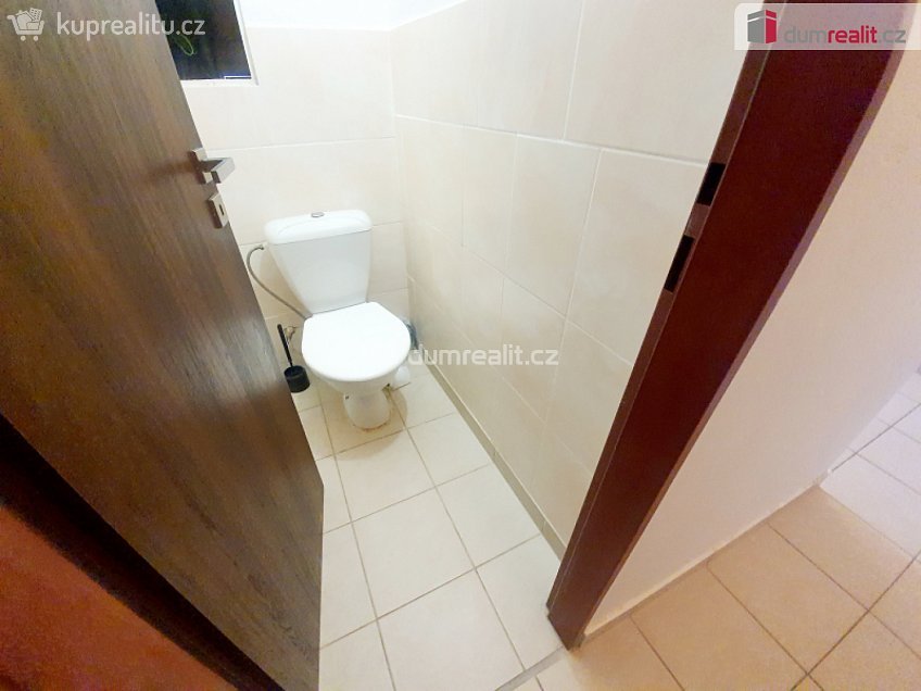 Pronájem bytu 3+1 67 m^2 Ohrada, Všetaty 