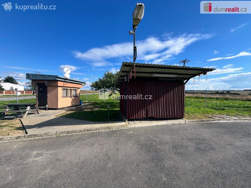 Prodej  stavebního pozemku 2128 m^2 Uherský Ostroh, Uherský Ostroh 