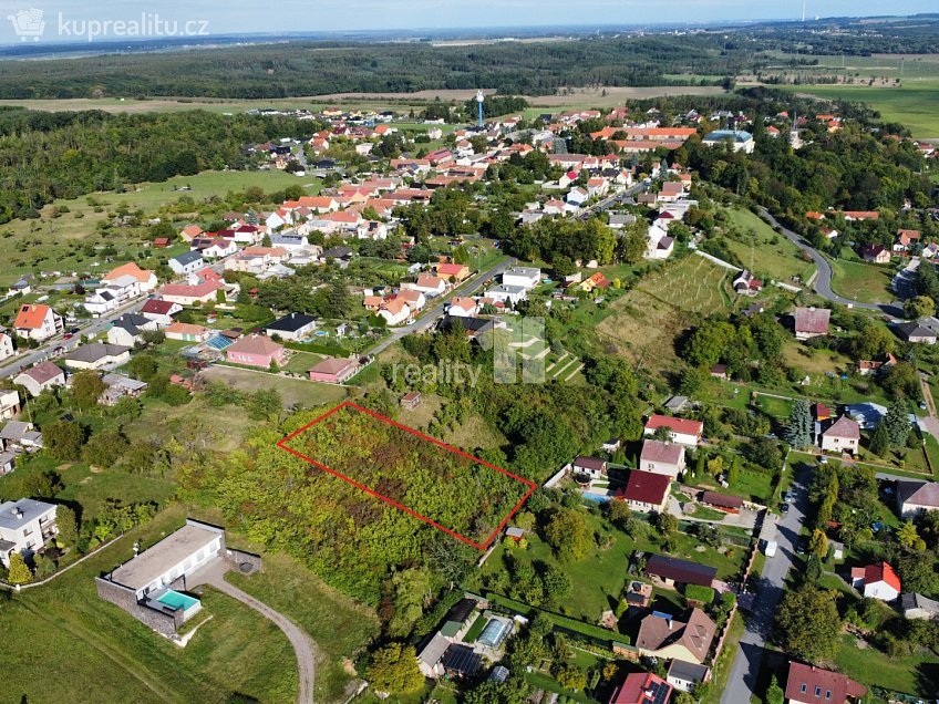 Prodej  stavebního pozemku 1733 m^2 Na Vinici, Konárovice 