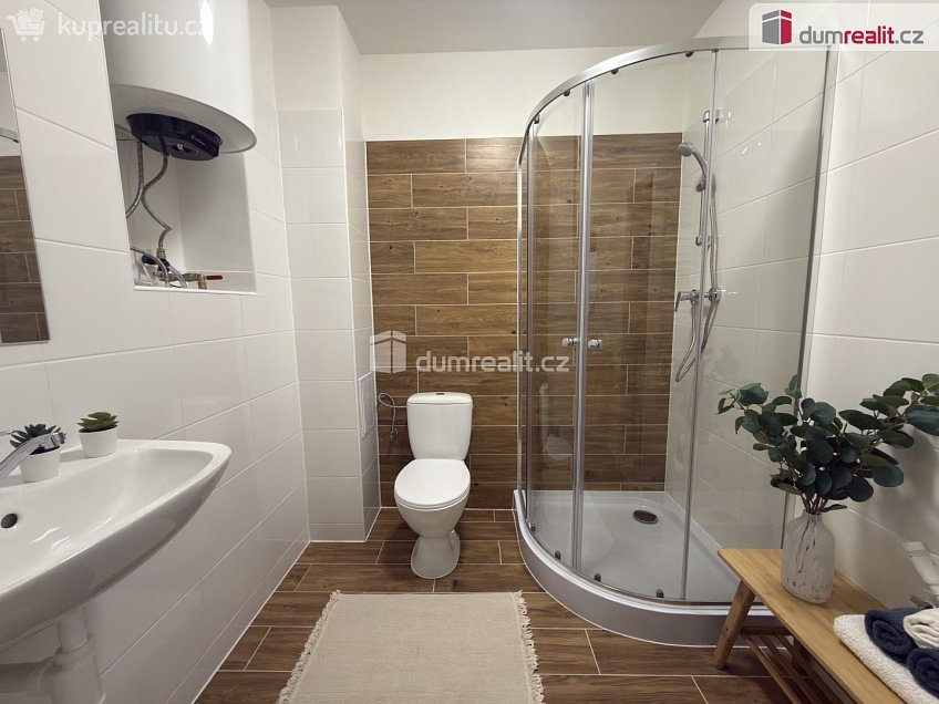 Pronájem bytu 2+kk 39 m^2 Purkyňova, Ústí nad Labem 