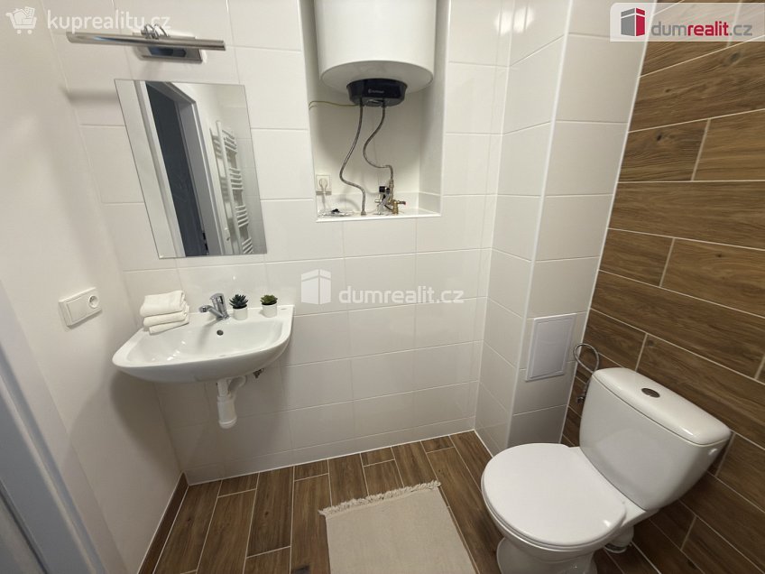 Pronájem bytu 2+kk 39 m^2 Purkyňova, Ústí nad Labem 