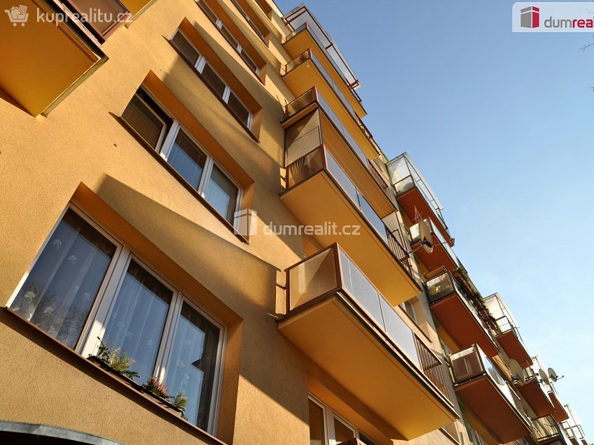 Pronájem bytu 2+1 64 m^2 Pekárenská, České Budějovice 