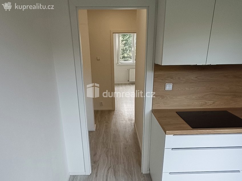 Pronájem bytu 2+1 56 m^2 Sídliště, Benešov nad Ploučnicí 
