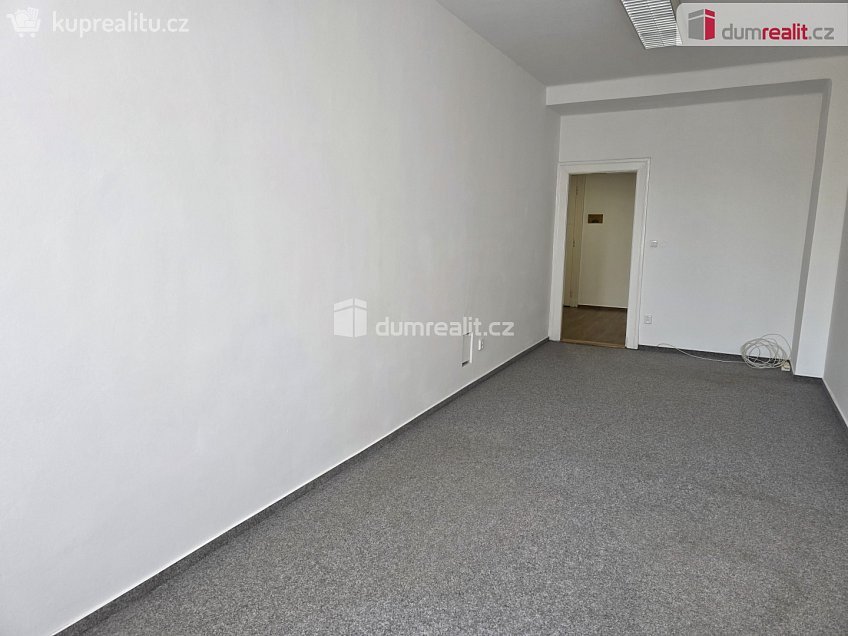 Pronájem  kanceláře 23 m^2 Vodičkova, Praha 2 