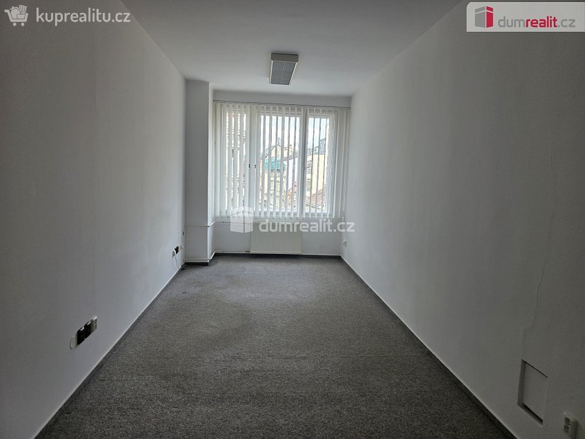 Pronájem  kanceláře 23 m^2 Vodičkova, Praha 2 