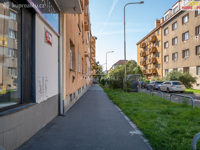 Prodej bytu 2+kk 44 m^2 Kolbenova, Praha 9 