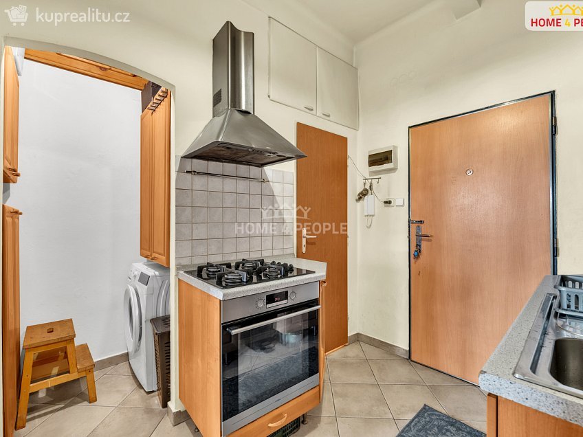 Prodej bytu 2+kk 44 m^2 Kolbenova, Praha 9 