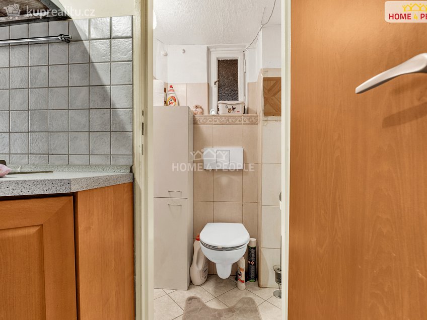 Prodej bytu 2+kk 44 m^2 Kolbenova, Praha 9 