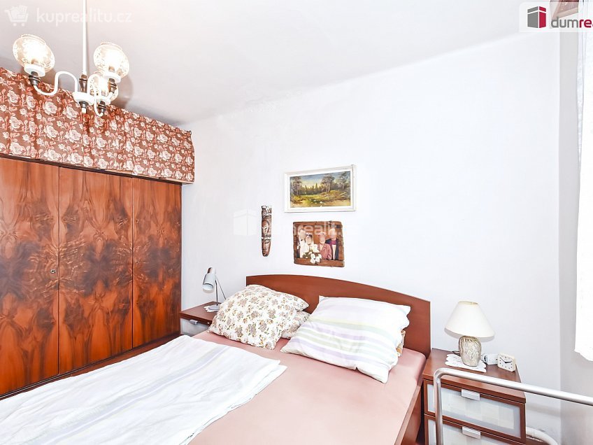 Prodej  rodinného domu 68 m^2 Jenečská, Hostivice 