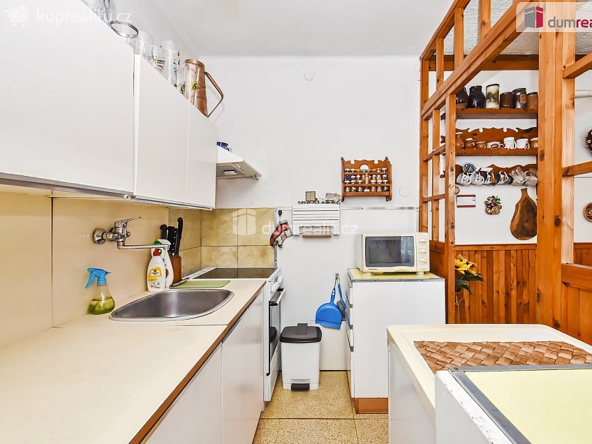 Prodej  rodinného domu 68 m^2 Jenečská, Hostivice 