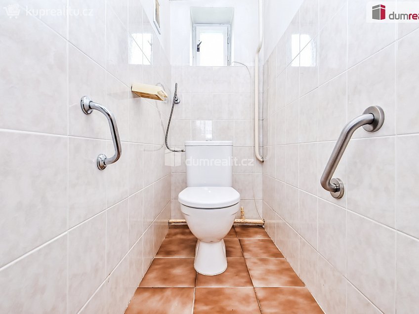 Prodej  rodinného domu 68 m^2 Jenečská, Hostivice 