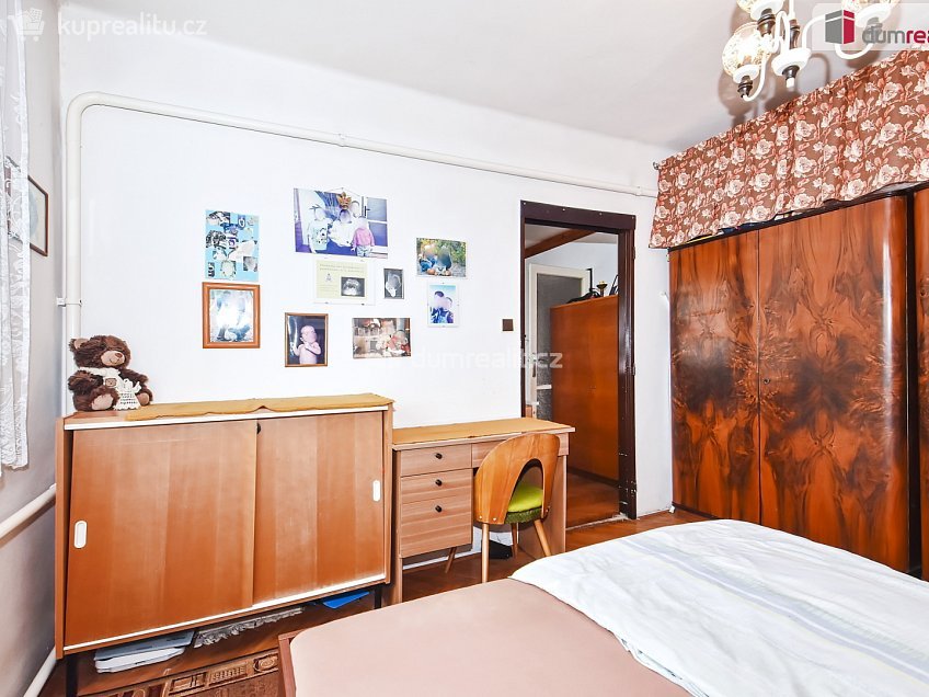 Prodej  rodinného domu 68 m^2 Jenečská, Hostivice 