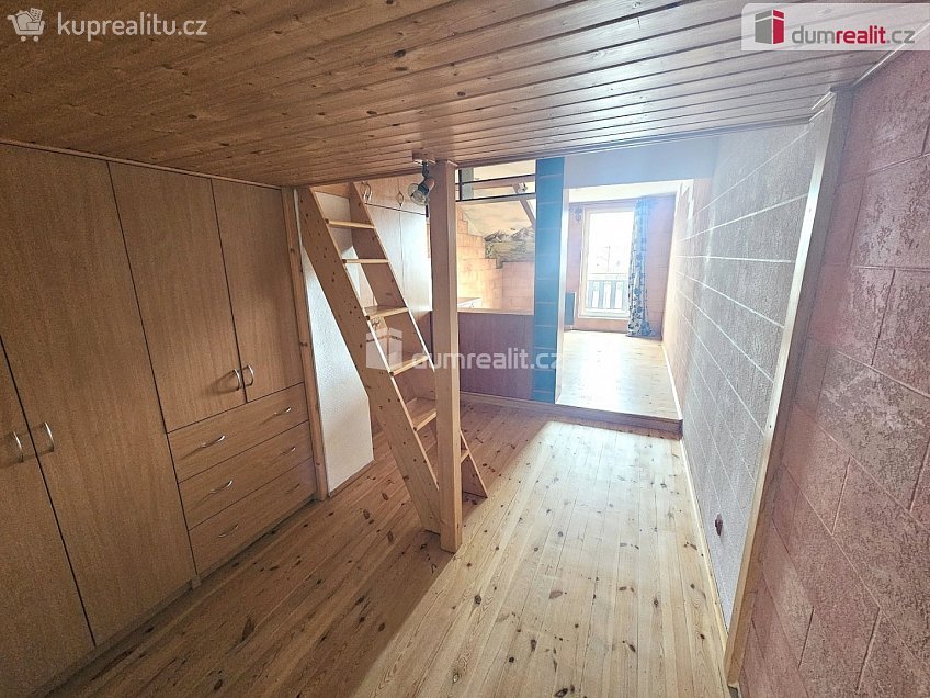 Pronájem bytu 1+1 46 m^2 Jetelová, Plzeň 
