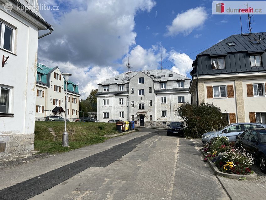 Pronájem bytu 2+1 52 m^2 sídliště 9. května, Nejdek 