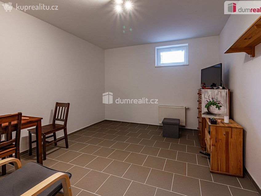 Prodej  rodinného domu 220 m^2 Hazlov, Hazlov 