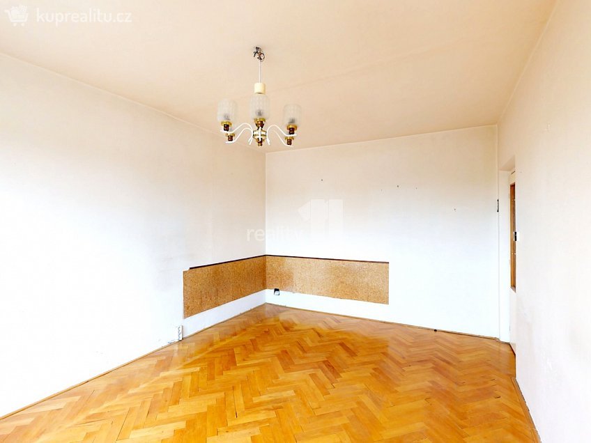 Prodej bytu 2+1 56 m^2 Zvonková, Praha 10 