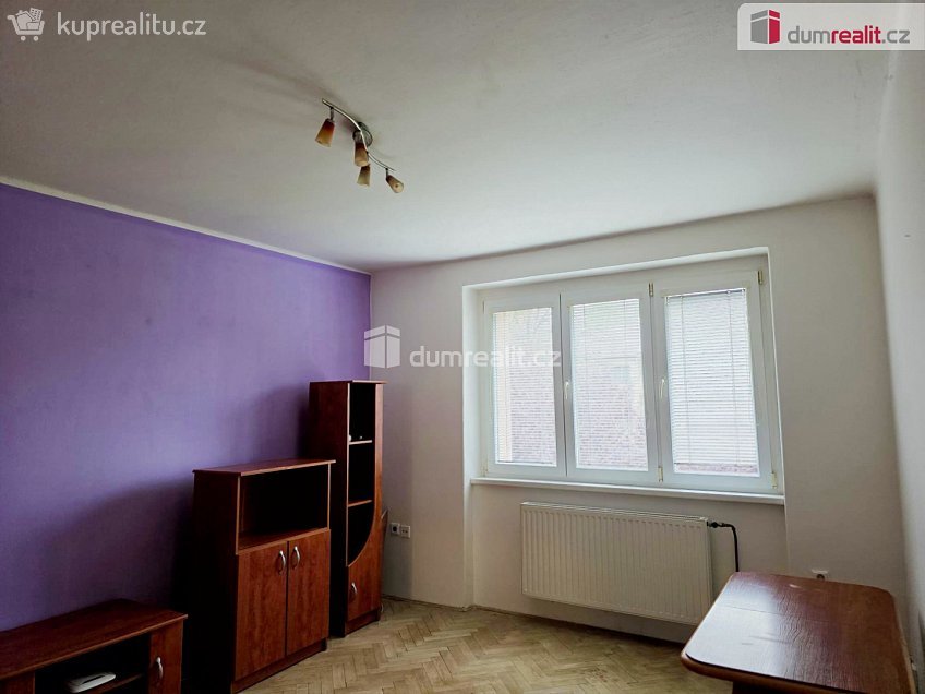 Pronájem bytu 2+1 52 m^2 K. Čapka, Kopřivnice 