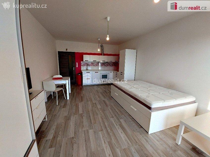 Prodej bytu 1+kk 37 m^2 Kadečkové, Praha 18 