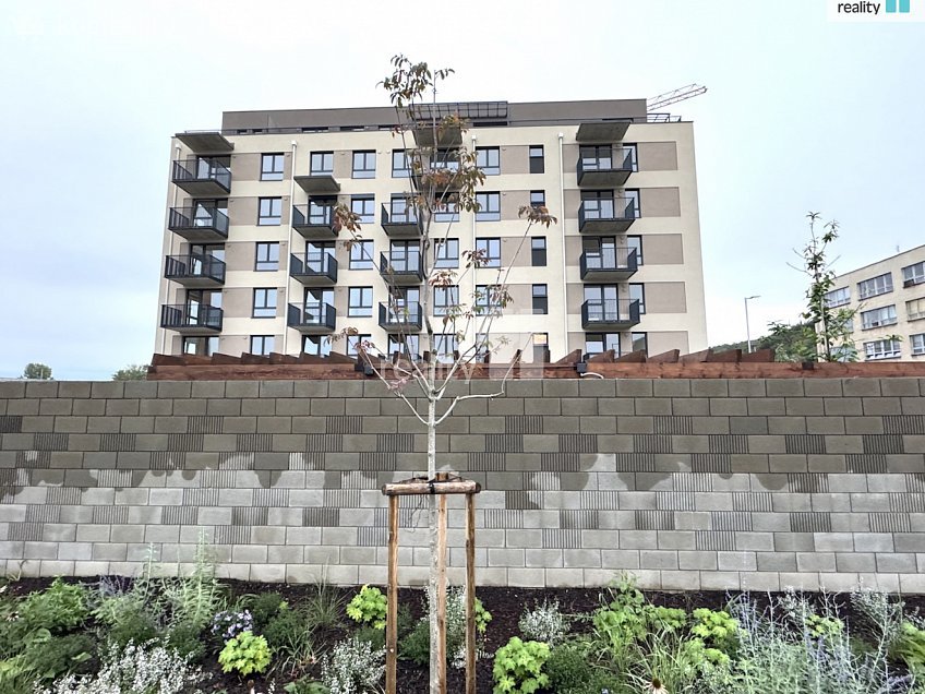 Prodej bytu 1+kk 29 m^2 Nádražní, Kralupy nad Vltavou 