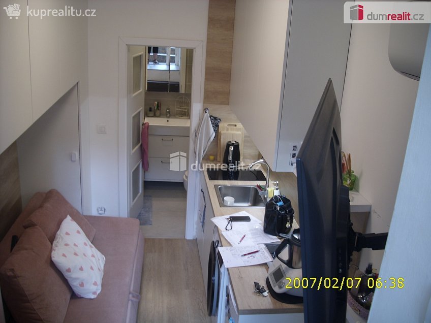 Prodej bytu 1+kk 15 m^2 Šimáčkova, Praha 7 
