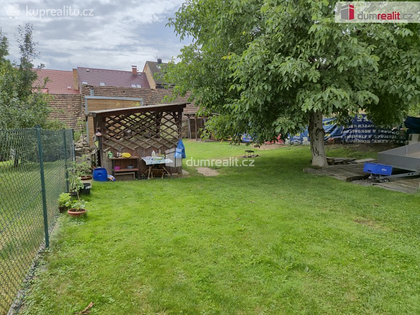 Prodej  restauračního zařízení 130 m^2 náměstí J. V. Kamarýta, Velešín 