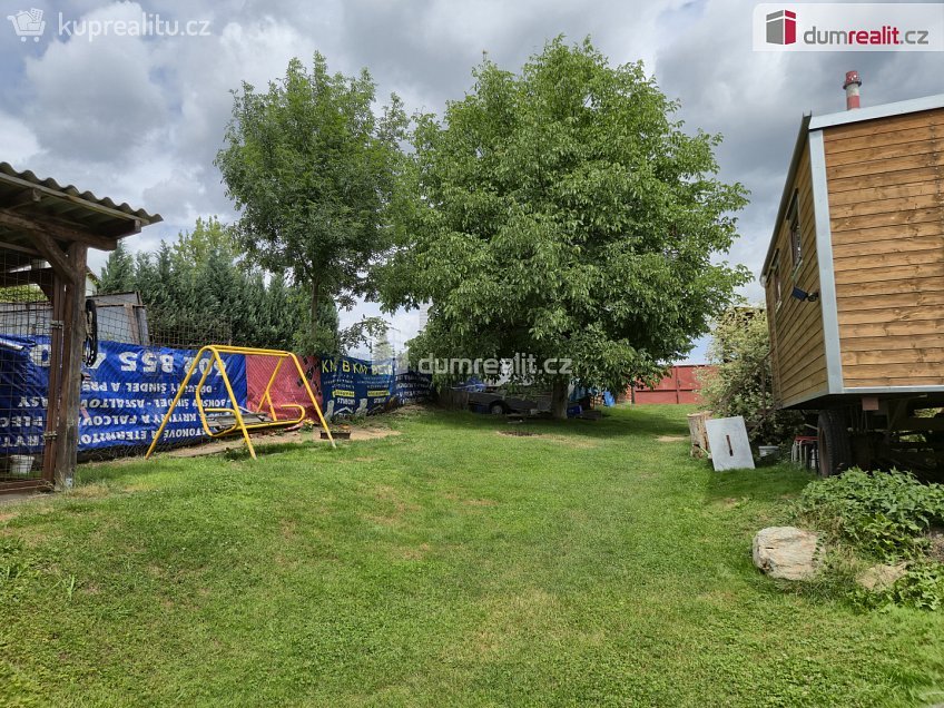 Prodej  restauračního zařízení 130 m^2 náměstí J. V. Kamarýta, Velešín 