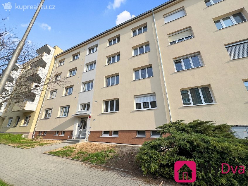 Pronájem bytu 1+kk 26 m^2 Smetanova, Znojmo 