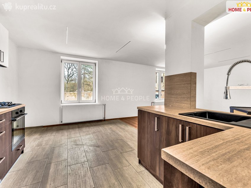 Pronájem bytu 2+kk 76 m^2 Chrášťany, Chrášťany 