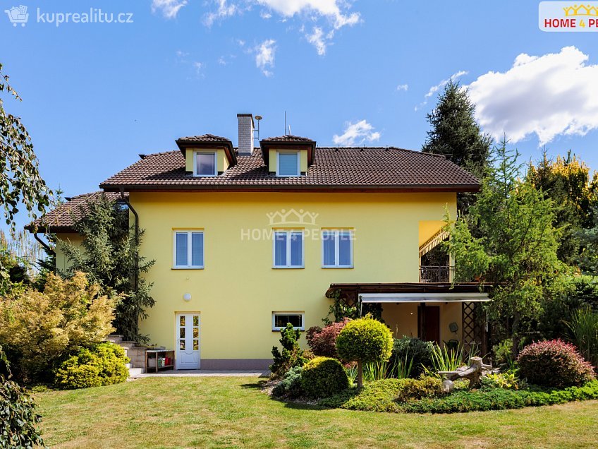 Prodej  rodinného domu 270 m^2 Na Vyhlídce, Hradec nad Moravicí 