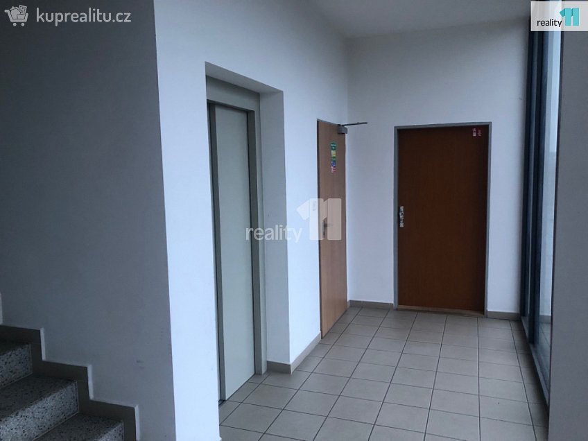 Pronájem bytu 2+kk 56 m^2 Vltavínová, Plzeň 